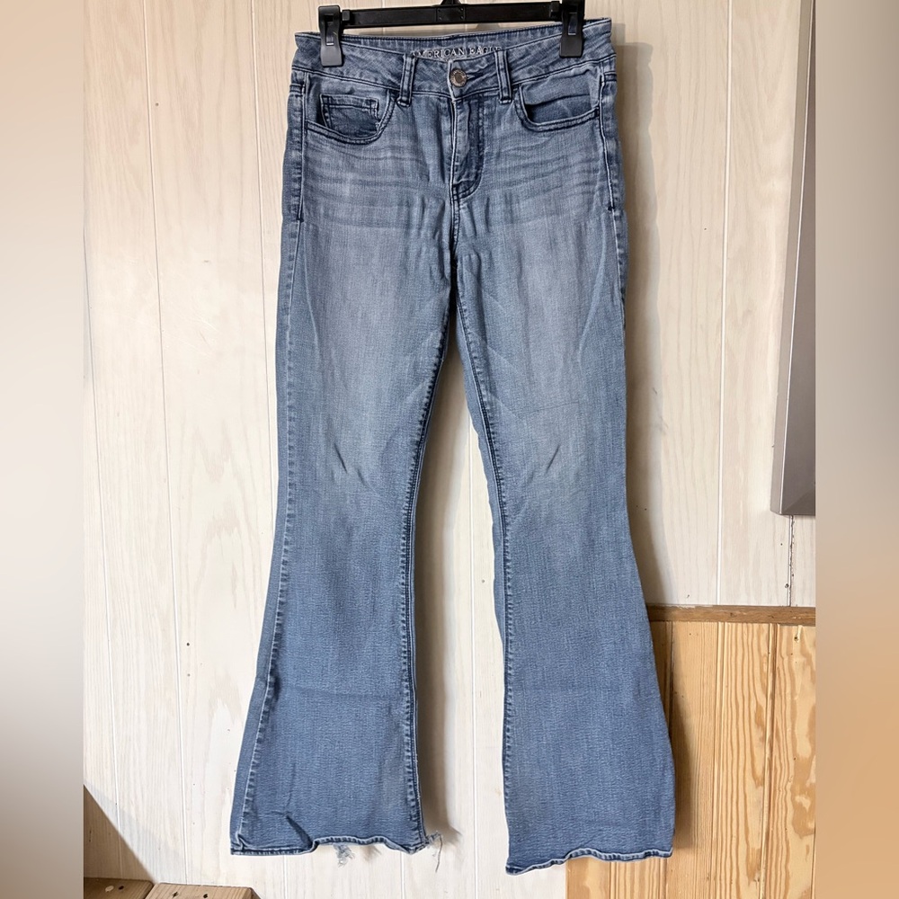 American Eagle Hi-Rise Artist Bootcut Jeans Size 4